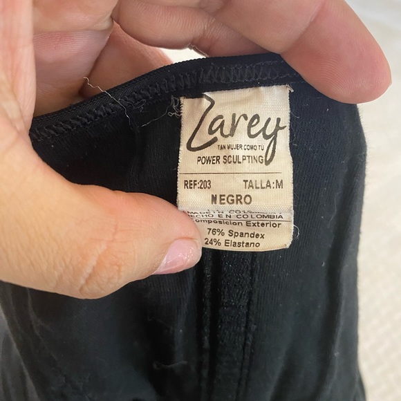 Zarey Girdle Med - Picture 2 of 2